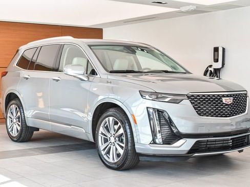 Certified 2024 Cadillac XT6 Premium Luxury w/ LPO, Floor Liner Package AWD/4WD image 5