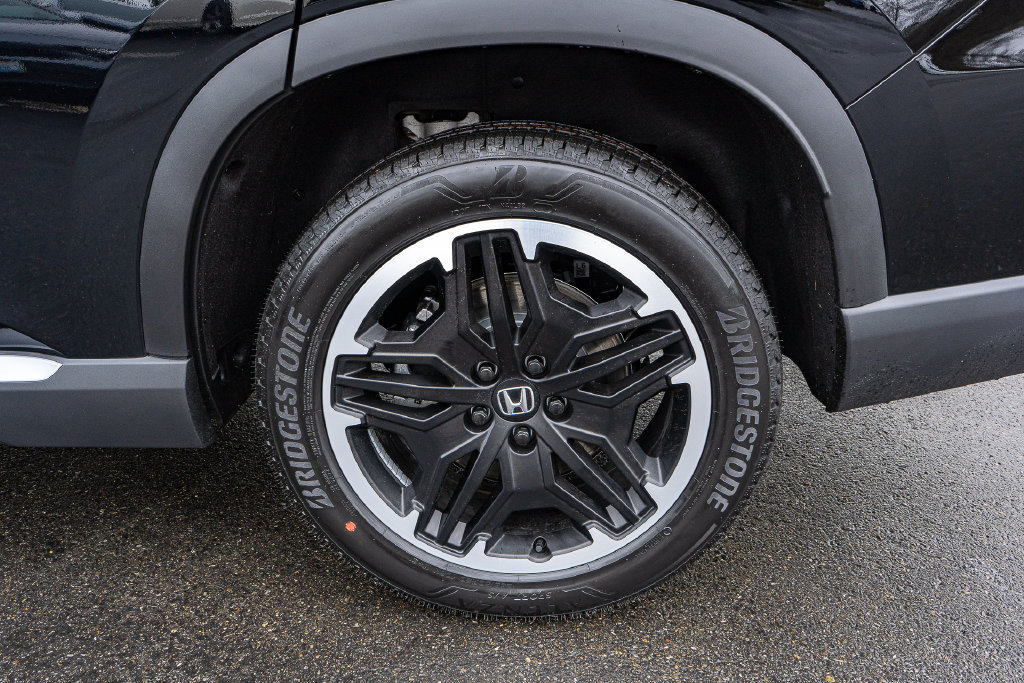 New 2026 Honda Pilot Touring image 10