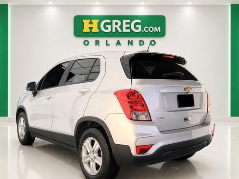 Used 2022 Chevrolet Trax LS w/ Tint and Cruise Package FWD image 2