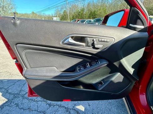 Used 2019 Mercedes-Benz GLA 250 4MATIC image 12