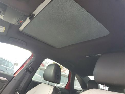 Used 2020 Volkswagen Jetta R-Line w/ R-Line Cold Weather Package image 24