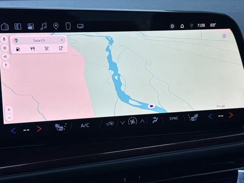 Used 2025 Chevrolet Traverse Z71 image 41