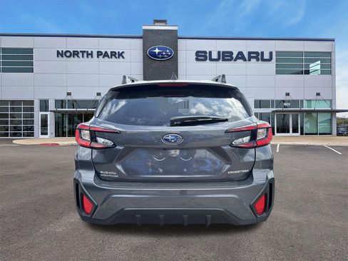 Certified 2025 Subaru Crosstrek 2.0i Premium image 4