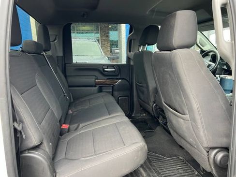 Used 2022 GMC Sierra 2500 SLE w/ SLE Value Package; AWD/4WD image 10