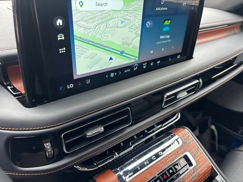 New 2026 Lincoln Aviator Black Label w/ Dynamic Handling Package AWD/4WD image 21