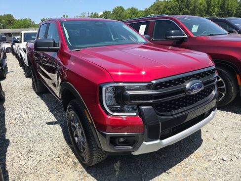 Used 2025 Ford Ranger XLT w/ Equipment Group 301A High AWD/4WD image 2