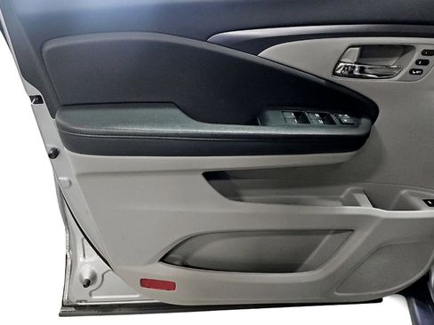 Used 2022 Honda Pilot Special Edition image 10