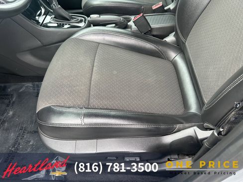 Used 2019 Buick Encore Preferred image 18