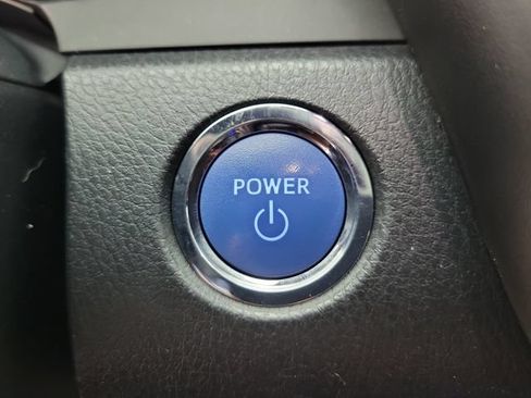 Used 2022 Toyota Camry XSE w/ Navigation Upgrade Package FWD image 31