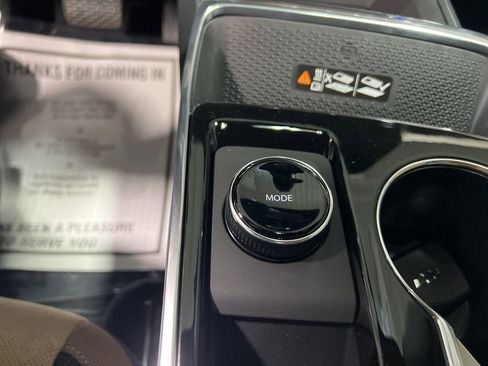 New 2026 Chevrolet Equinox ACTIV w/ Convenience Package III image 33