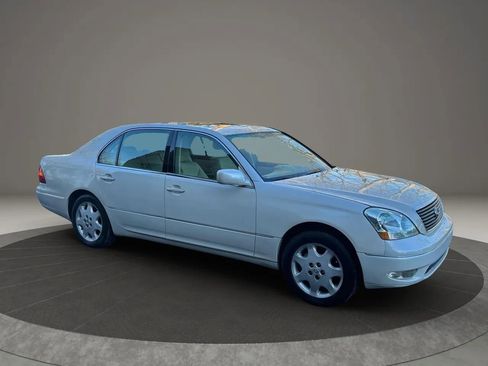 Used 2003 Lexus LS 430 RWD image 10