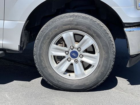 Used 2017 Ford F150 XLT w/ Equipment Group 301A Mid AWD/4WD image 16