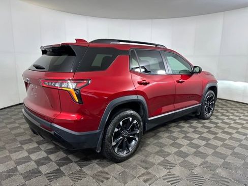 Used 2026 Chevrolet Equinox RS w/ Convenience Package III image 3