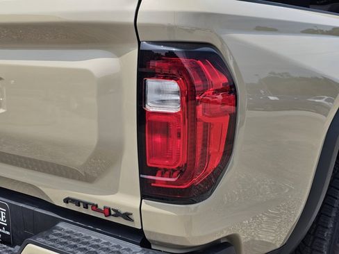 Used 2023 GMC Canyon AT4X AWD/4WD image 21