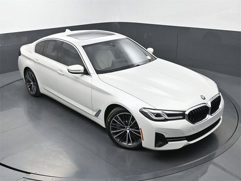 Used 2021 BMW 530i 530i w/ Premium Package image 35