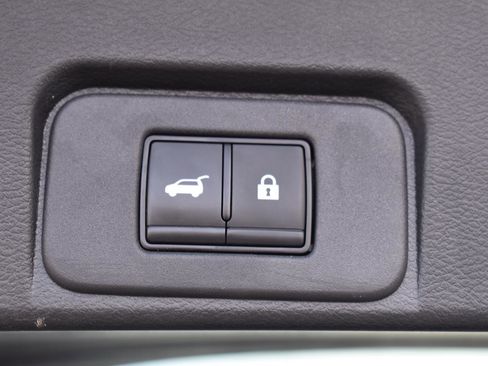 Used 2023 Nissan Rogue SL w/ SL Premium Package FWD image 56