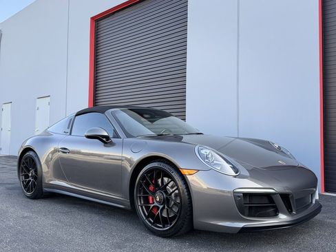 Used 2019 Porsche 911 Targa 4S AWD/4WD image 4