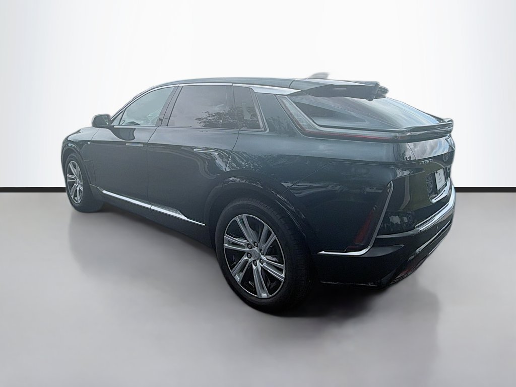 Certified 2024 Cadillac Lyriq Tech w/ Driver Assist Package RWD image 7