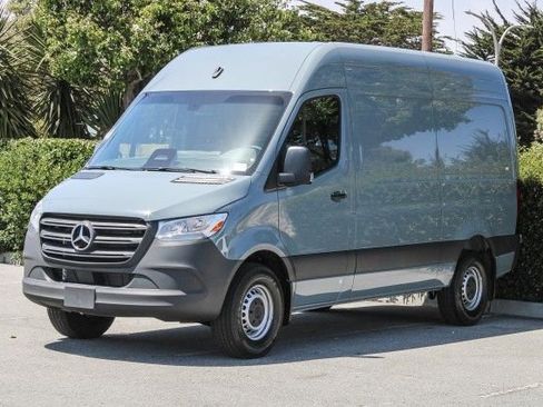 New 2025 Mercedes-Benz Sprinter 2500 image 3