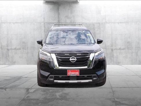Certified 2025 Nissan Pathfinder SL AWD/4WD image 4