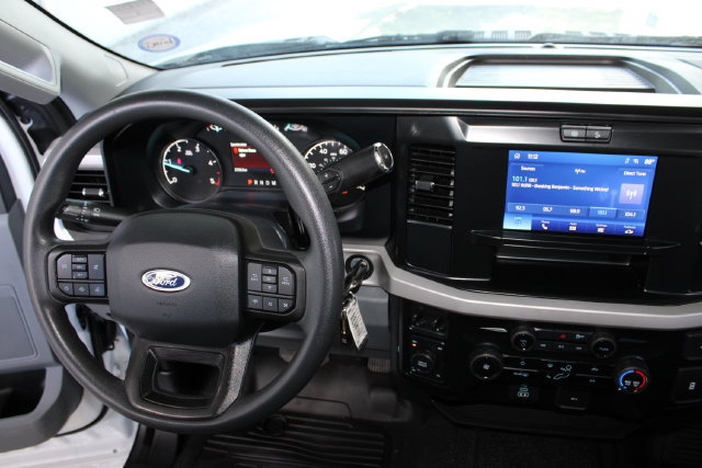 Used 2025 Ford F250 XL w/ FX4 Off-Road Package AWD/4WD image 25