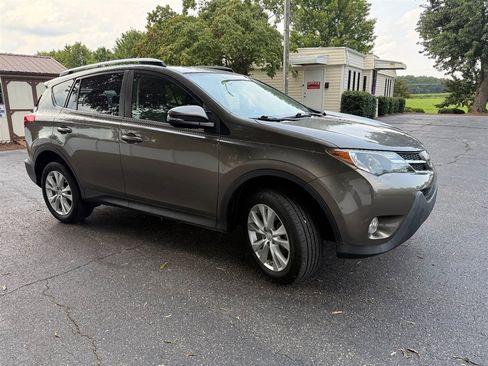 Used 2013 Toyota RAV4 Limited FWD image 7