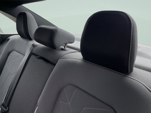 Used 2025 Volkswagen Jetta Sport image 22