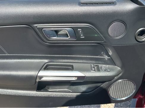 Used 2021 Ford Mustang GT Premium w/ Black Accent Package RWD image 15