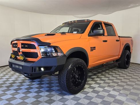 Used 2019 RAM 1500 Express w/ Express Value Package image 4