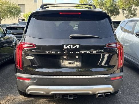 Used 2022 Kia Telluride SX w/ Towing Package FWD image 5