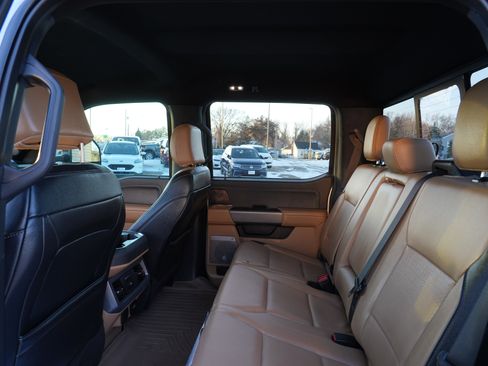 Used 2024 Ford F350 Lariat w/ Black Appearance Package image 21