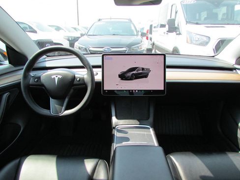 Used 2023 Tesla Model 3 Standard Range RWD image 22