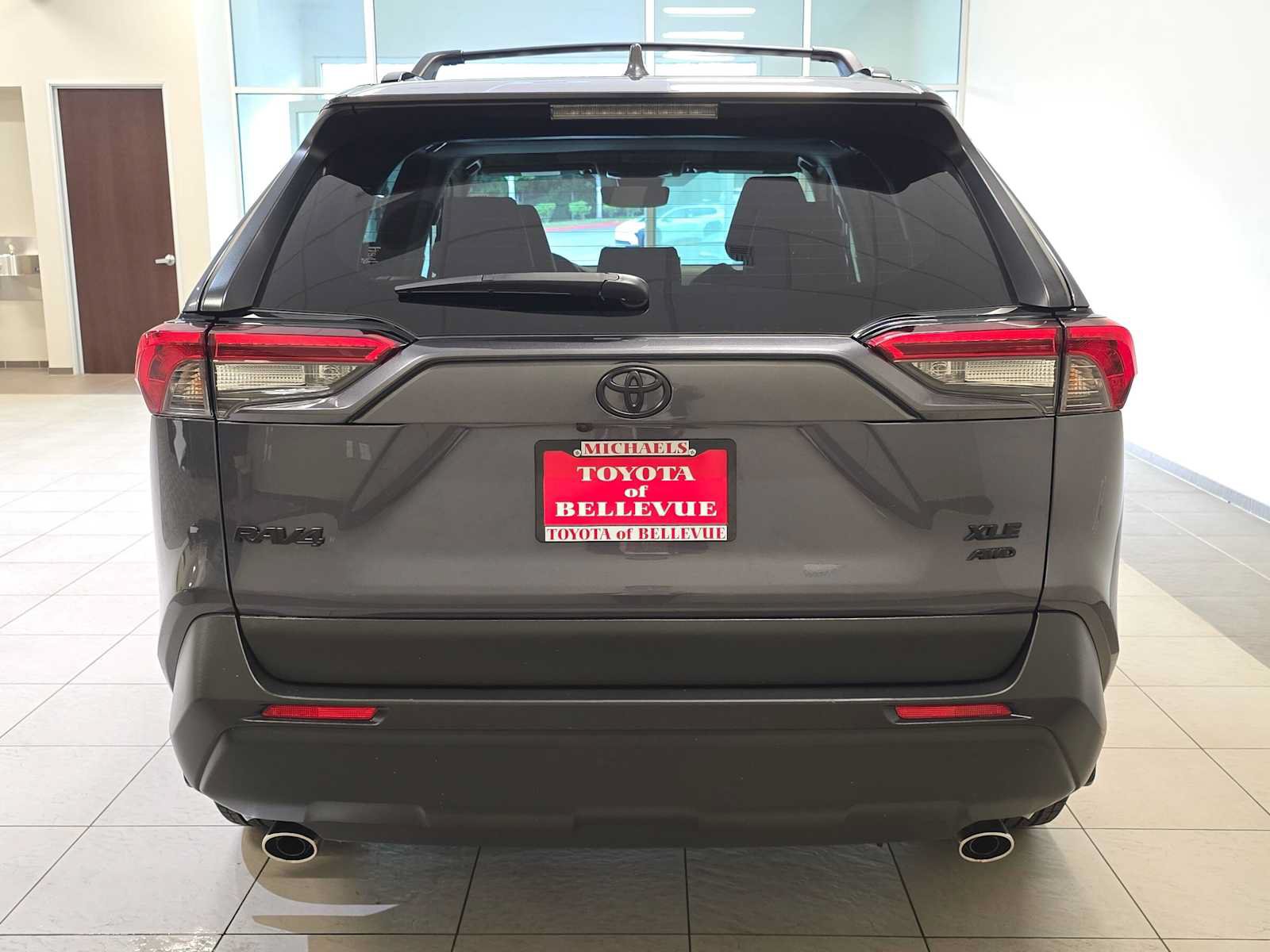 Certified 2025 Toyota RAV4 XLE Premium AWD/4WD image 5