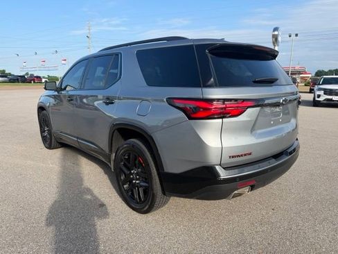Used 2023 Chevrolet Traverse Premier w/ Redline Edition AWD/4WD image 8
