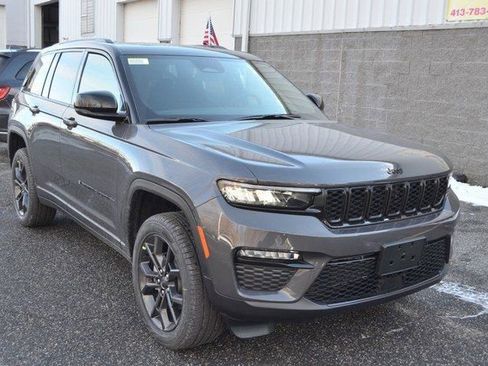New 2025 Jeep Grand Cherokee Limited image 2