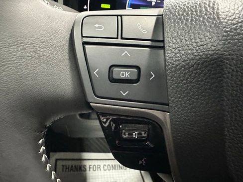 Used 2026 Toyota Camry SE FWD image 19