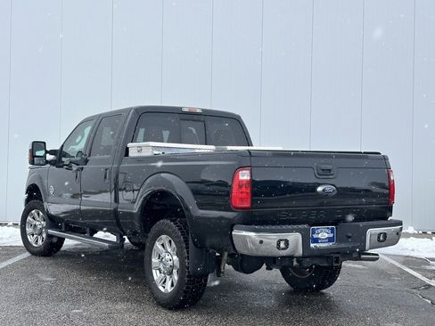 Used 2016 Ford F250 Lariat w/ Chrome Package image 3