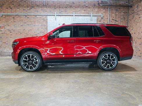 Used 2024 Chevrolet Tahoe RST w/ Luxury Package AWD/4WD image 1
