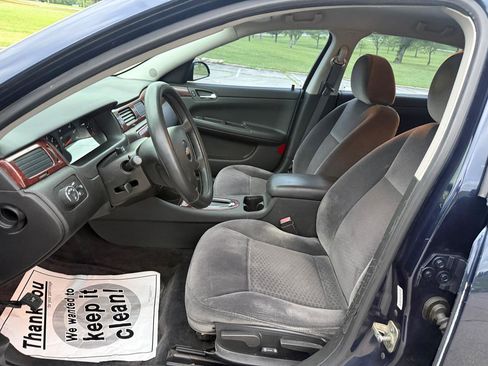 Used 2009 Chevrolet Impala LS FWD image 10