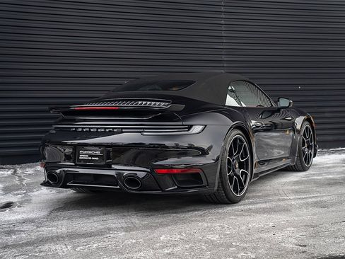 Certified 2021 Porsche 911 Turbo S image 29