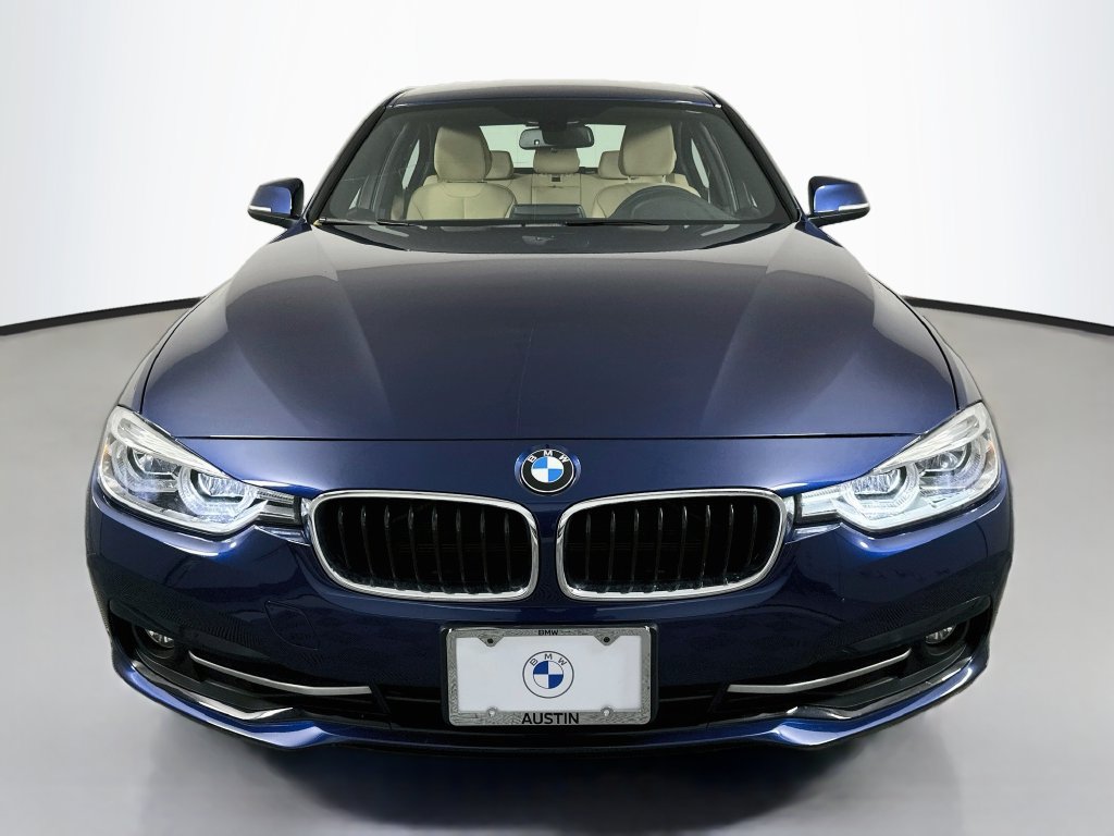 Used 2018 BMW 330i Sedan RWD image 2