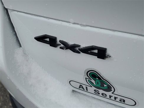 New 2025 Jeep Grand Cherokee L Altitude image 6