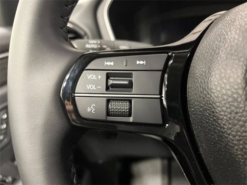 New 2026 Honda Pilot Touring image 7