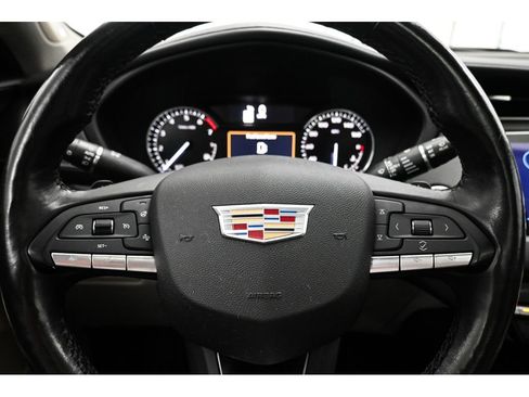 Used 2022 Cadillac XT4 Premium Luxury w/ Enhanced Visibility Package AWD/4WD image 37