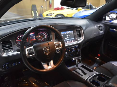 Used 2013 Dodge Charger R/T RWD image 16
