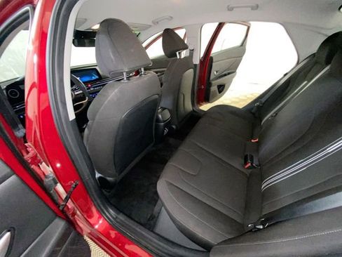Used 2024 Hyundai Elantra SEL FWD image 29