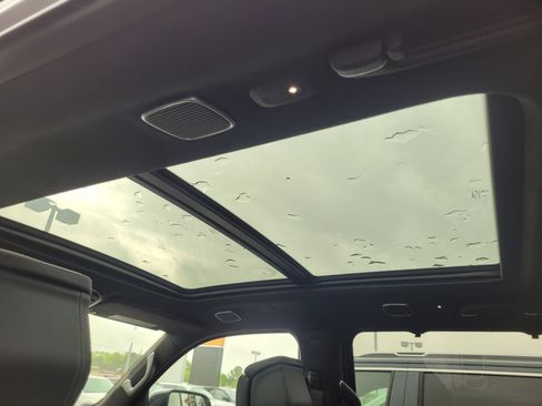 New 2025 Jeep Grand Wagoneer Series II Obsidian w/ Quick Order Packagew 28T image 10