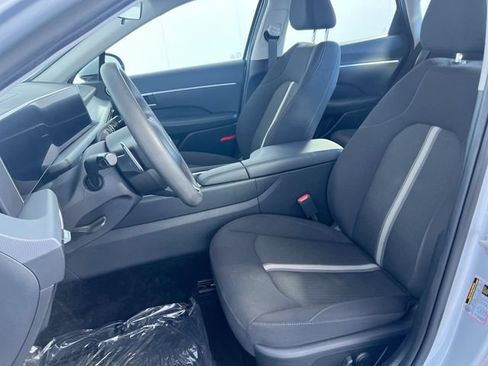 Used 2024 Hyundai Sonata SEL FWD image 12
