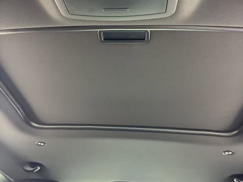 Used 2018 Dodge Challenger GT w/ Driver Convenience Group image 9