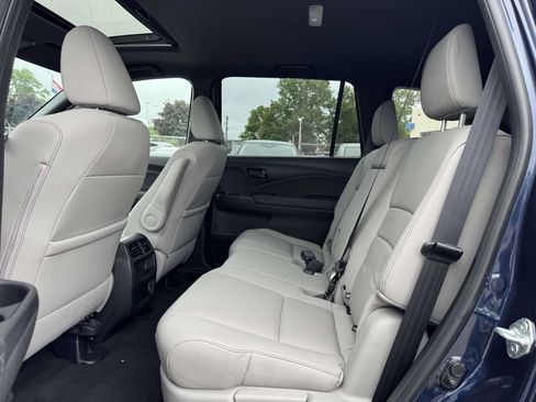 Used 2023 Honda Passport EX-L image 9